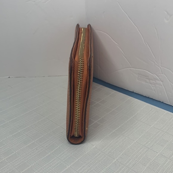 Michael Kors Orange 🍊 Hamilton Traveler Large Zip Leather Wallet - Picture 2 of 12